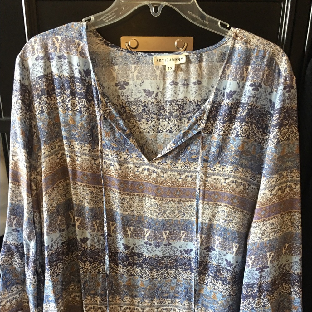 Women’s Blouse
